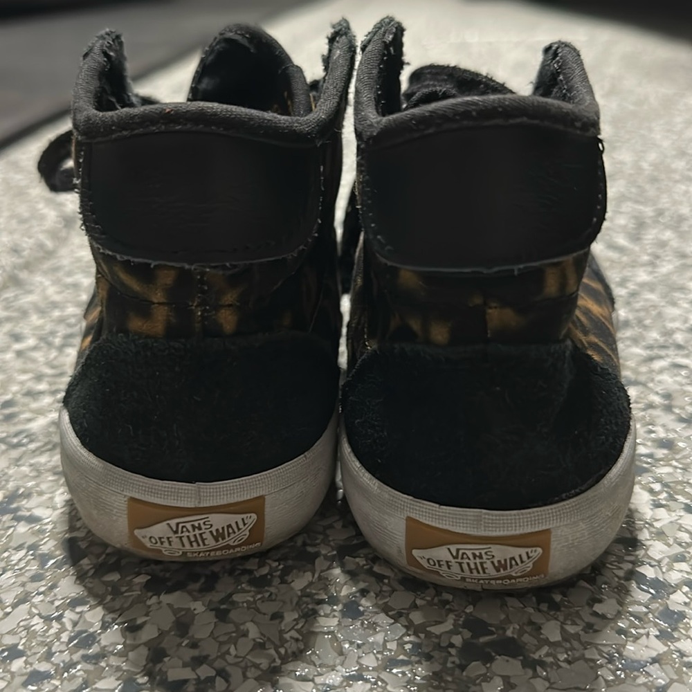 Vans - Black Leopard Size 3 - Picture 2 of 4